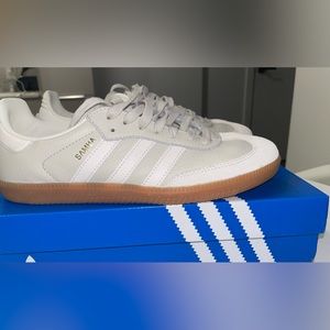 Samba OG US8.5/ EU40.5 women